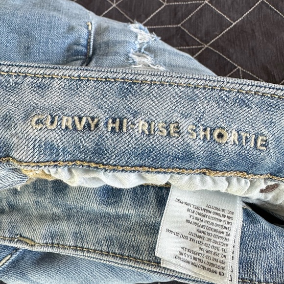 AE Denim Curvy High Waist short size 6 lace pockets - Picture 9 of 12